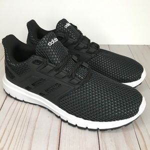 ADIDAS Men’s Ultimashow Black Running Shoes 8